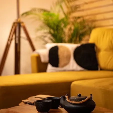 Apartment Yellow