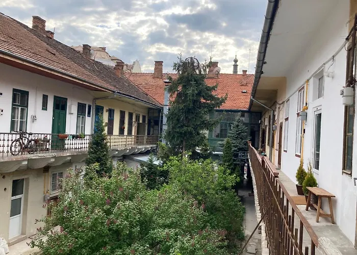 Yellow Apartment Cluj-Napoca
